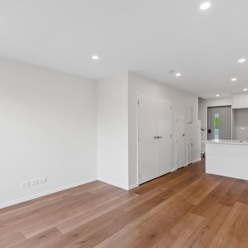 2 bedroom New Townhouse in Glen Eden - Photo 1