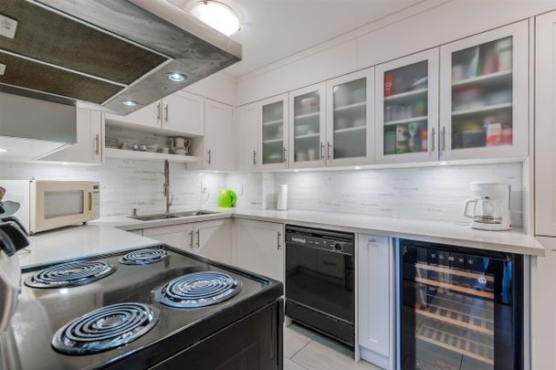 For Lease - 130 Neptune Drive Unit# 904, Toronto, Ontario - Photo 1