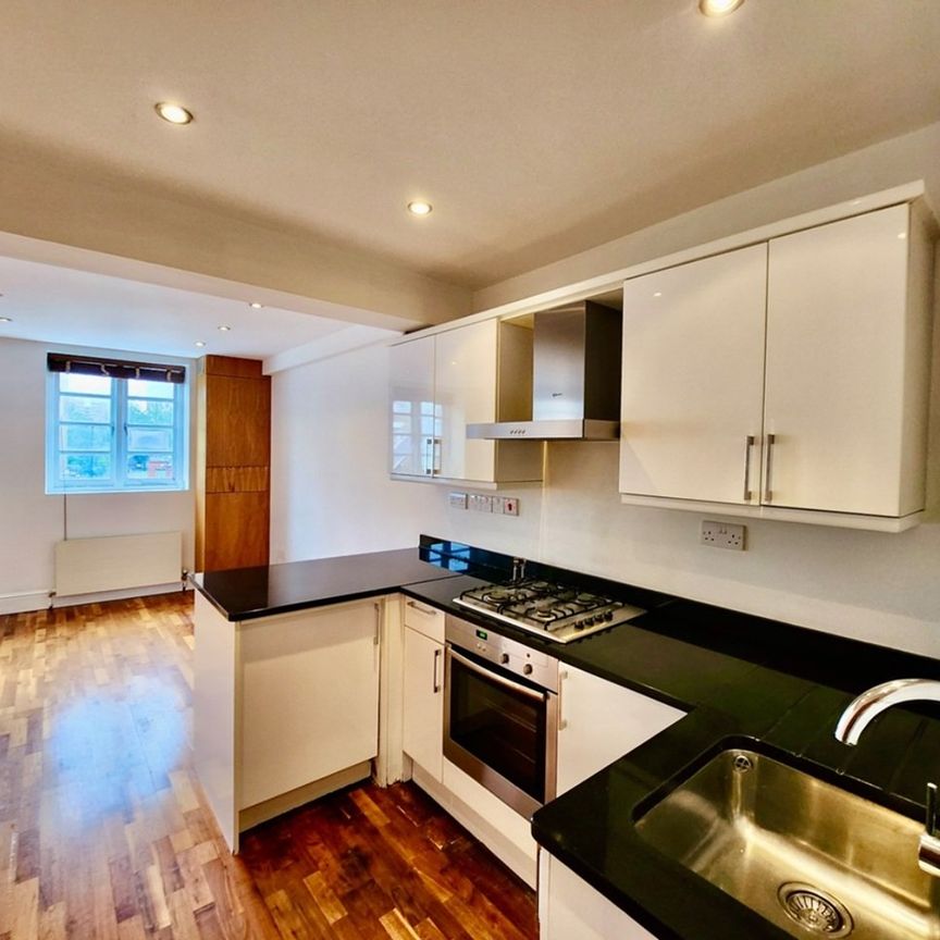 1 Bed Flat, Hoxton Street, N1 - Photo 1