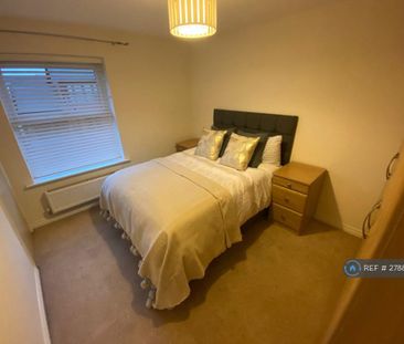 3 bedroom semi-detached house to rent - Photo 1