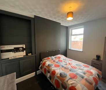 Shobnall Street, Staffordshire, Burton upon Trent, DE14 - Photo 2