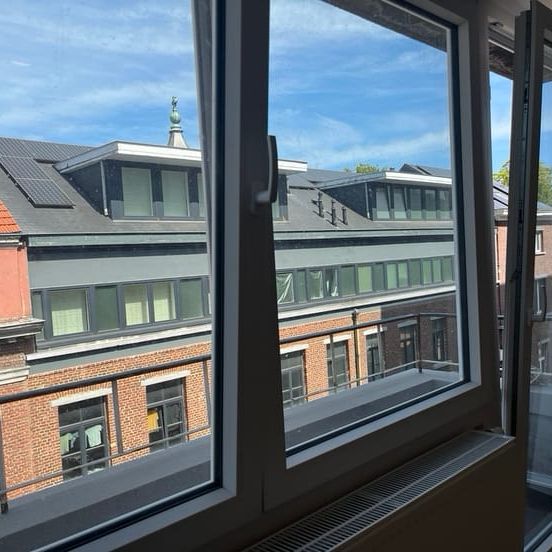 Appartement te huur - Photo 1