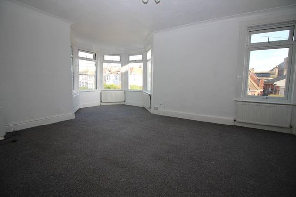 2 bedroom maisonette to rent - Photo 1