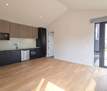 Brand-New in Jacks Point - Photo 4