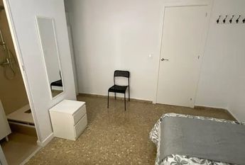 Carrer Joan Lluis Vives, Manises, Valencian Community 46940