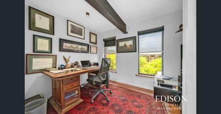 SIMPLY UNIQUE – LUXURY LIVING IN THE MALTINGS COMPLEX - Photo 5