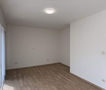 Appartement te huur in Genk voor € 1.150 met 2 slaapkamers - Foto 2