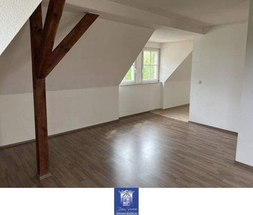 Individuelle und geräumige Dachwohnung! Tageslichtbad mit Wanne und... - Photo 6