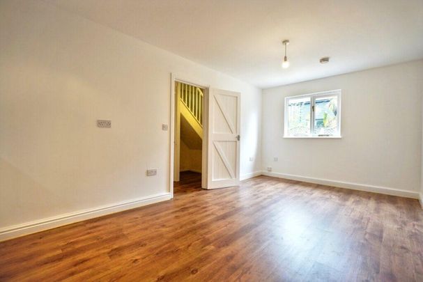 2 bedroom cottage to rent - Photo 1