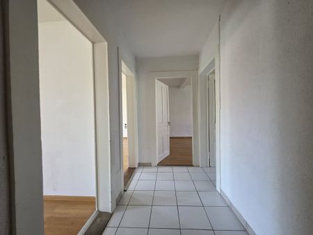 3.5 Zimmer, 120 m², 2. Stock - Foto 2
