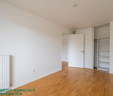 location Appartement T3 DE 61.4m² À CACHAN - Photo 3