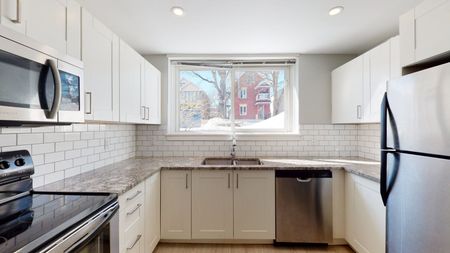 6 - 95 Irving Avenue - Photo 3