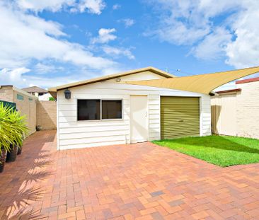Beachside Family Home in a Prime Location - Photo 3