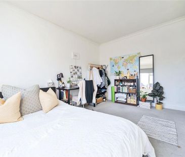 4 bedroom semi-detached house to rent - Photo 4