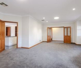 14 Rothesay Avenue, Hazelwood Park - Photo 3