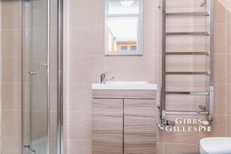 4 bedroom terraced house to rent - Photo 4