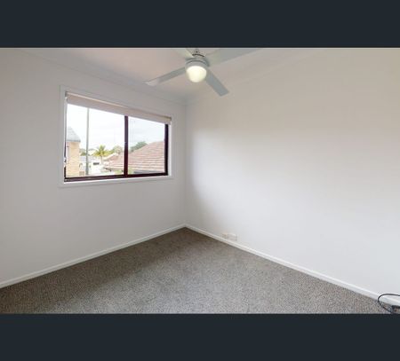 3/65 Fourth Street, Adamstown, NSW 2289 - Photo 4