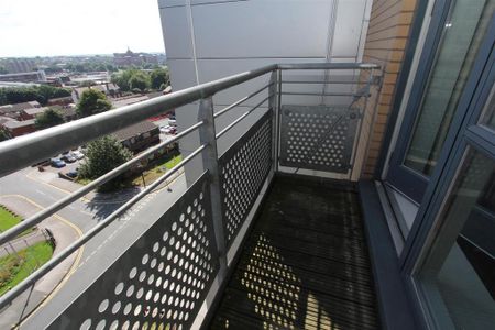 1 bedroom flat to rent - Photo 3