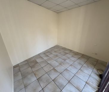 Location Appartement 2 pièces 47m² AGEN 47000 - Photo 5