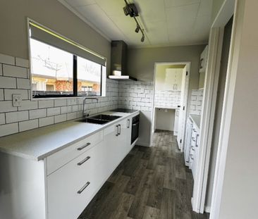 Charming Renovated 4-Bedroom Home – Prime Location Near Hamilton Ga... - Photo 5