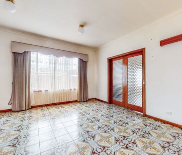 11 Commercial Road, Footscray - Photo 2