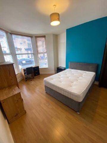 4 bedroom house share to rent - Photo 4