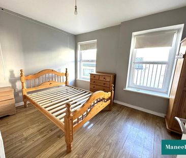 Flat 2, 8-10 Irish Street - Photo 2