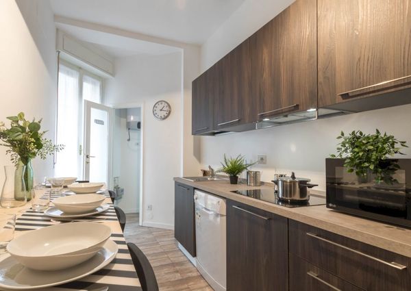 Wonderful single room in Via Renato Fucini