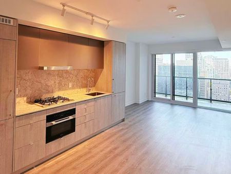 For Lease - 771 Yonge Street Unit# 2201, Toronto, Ontario - Photo 3