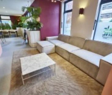 Silver Studio - Photo 2