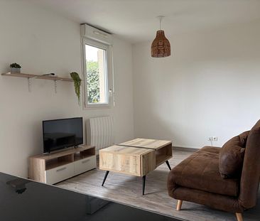 Location Appartement 2 pièces 51m² - Photo 2
