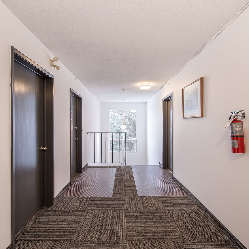 6707 132 Ave, Edmonton, AB - Photo 1