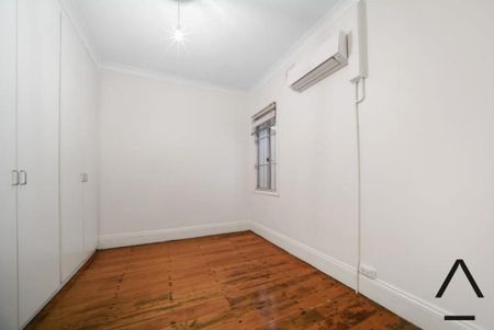 FABULOUS LOCATION, WALK TO KING STREET! - Photo 3