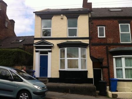 4 bedroom terraced house to rent - Photo 2