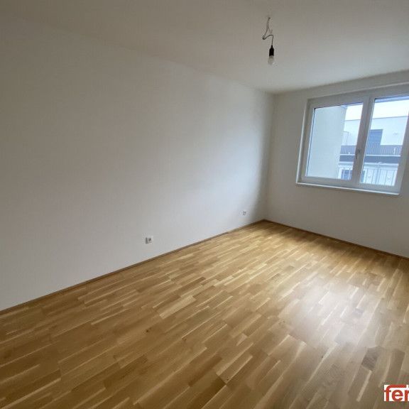 Moderne 2 Zimmer Wohnung mit atemberaubender Terrasse - Photo 1