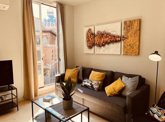 Plaça del Mercat, Valencia, Valencian Community 46001 - Foto 1