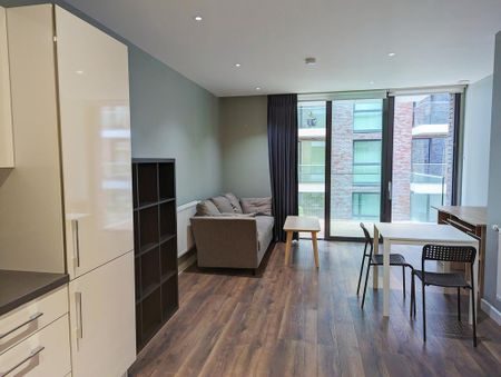 1 bedroom flat to rent - Photo 4