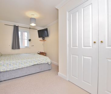 2 bedroom detached house to rent, - Photo 6