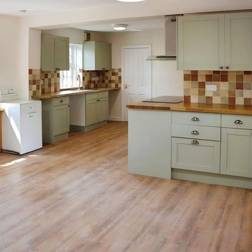 3 bedroom House To Let - Photo 1