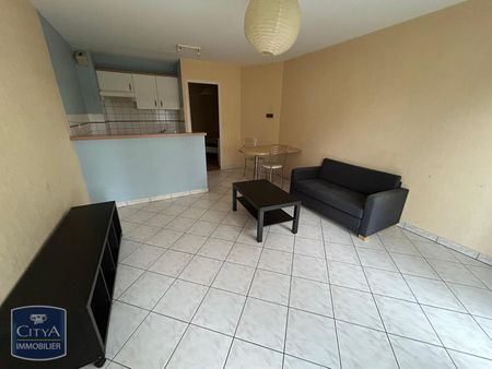 Location Appartement 1 pièce 30m² LAVAL 53000 - Photo 3