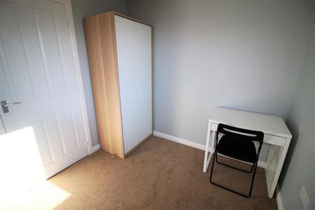 2 bedroom private hall to rent - Photo 4