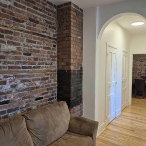 Appartement 3 1/2 dans Saint-Jean-Baptiste - Photo 2