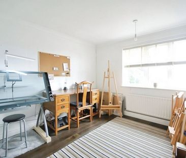 Millbrook Close - Photo 4