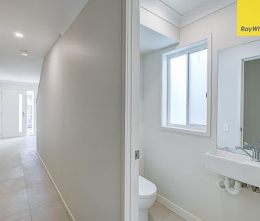 49 Yellowstone Circuit, Yarrabilba QLD 4207 - House For Rent | Domain - Photo 6