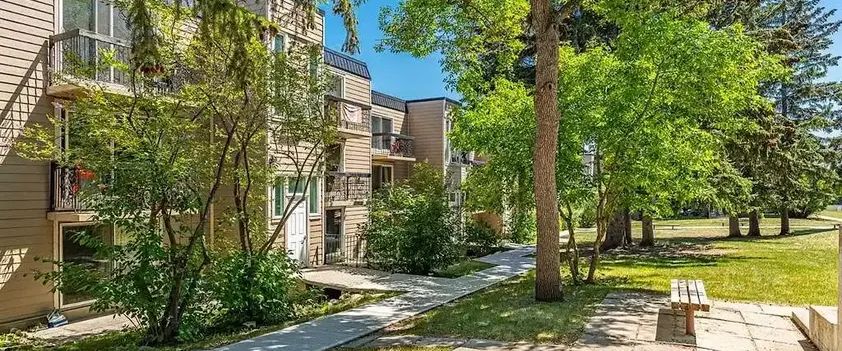 2 Bedroom Condo Unit | 315 Heritage Drive SE, Calgary - Photo 1