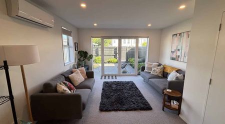 Heritage Style Townhouse - Photo 2