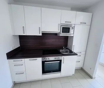 Charmante 1-Zi-Wohnung mit Balkon in 1100 Wien, U-Bahn-Nähe, gepflegt & modern! - Foto 1