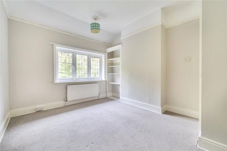 5 bedroom detached house to rent - Photo 3