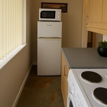 1 bedroom flat to rent - Photo 3