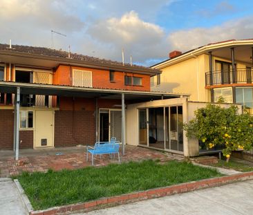 Thomastown - Photo 5